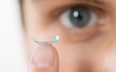 Adaptação de lentes de contato gelatinosas